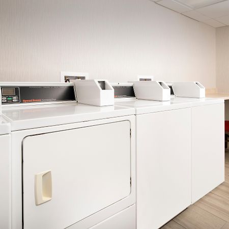 Holiday Inn Express & Suites Baltimore - BWI Airport North By Ihg Линтикъм Екстериор снимка