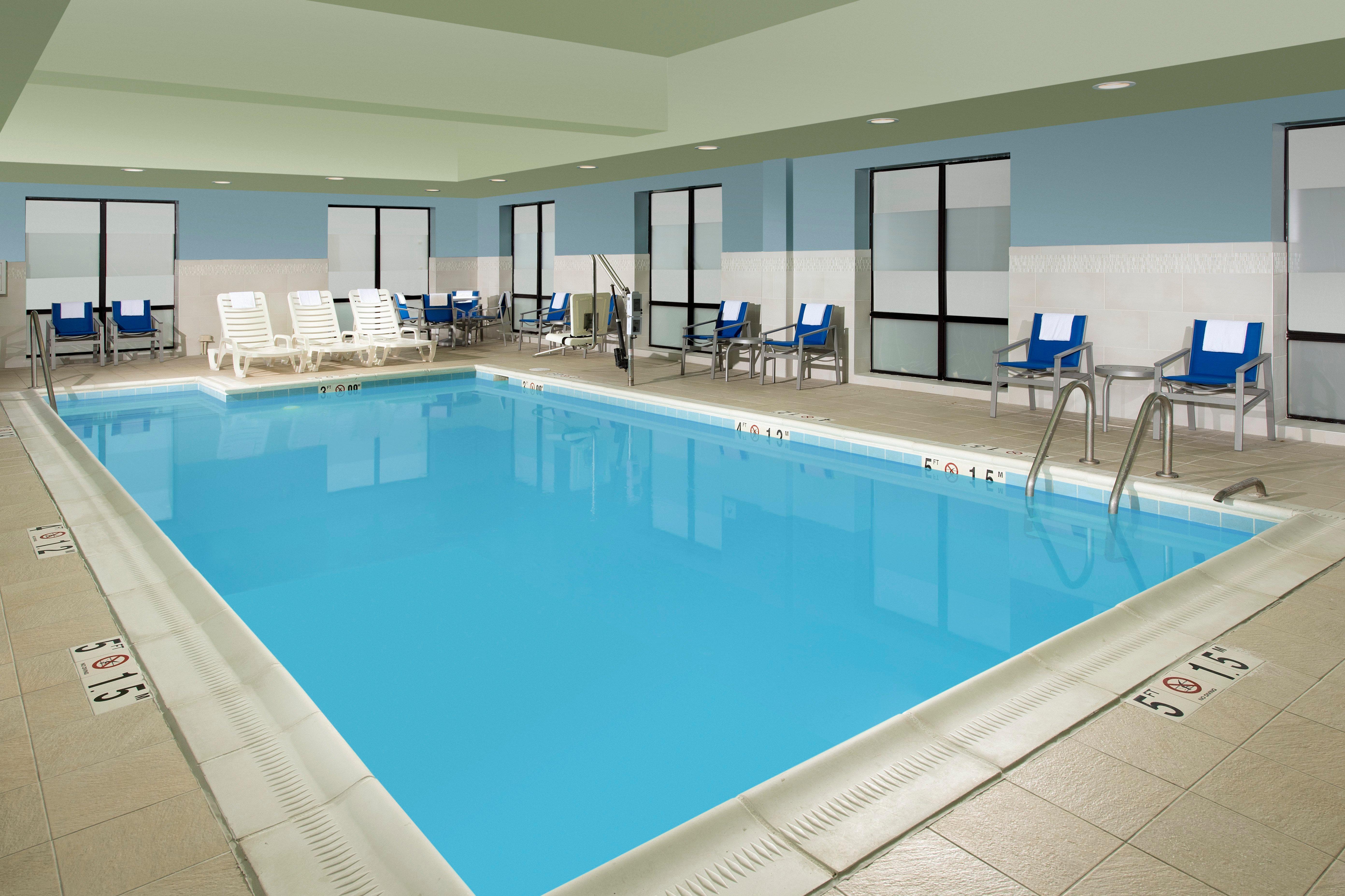 Holiday Inn Express & Suites Baltimore - BWI Airport North By Ihg Линтикъм Екстериор снимка