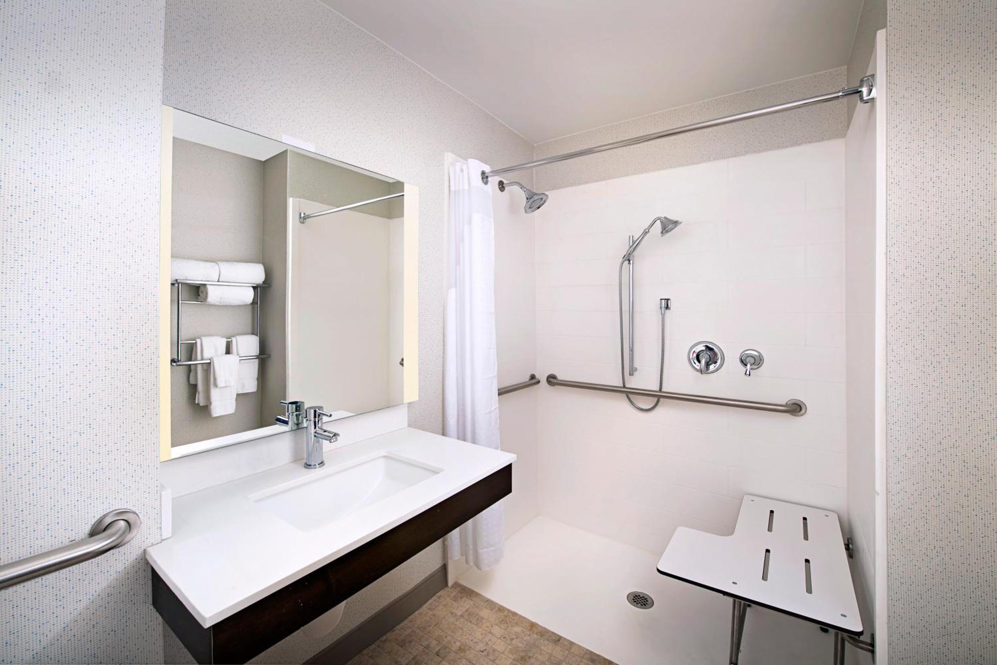 Holiday Inn Express & Suites Baltimore - BWI Airport North By Ihg Линтикъм Екстериор снимка